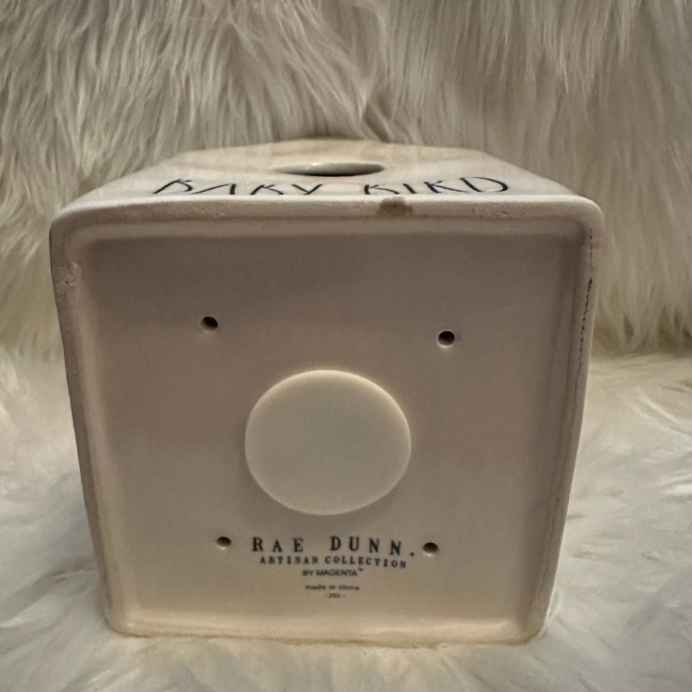 Magenta Baby Bird BirdHouse - Picture 4 of 4
